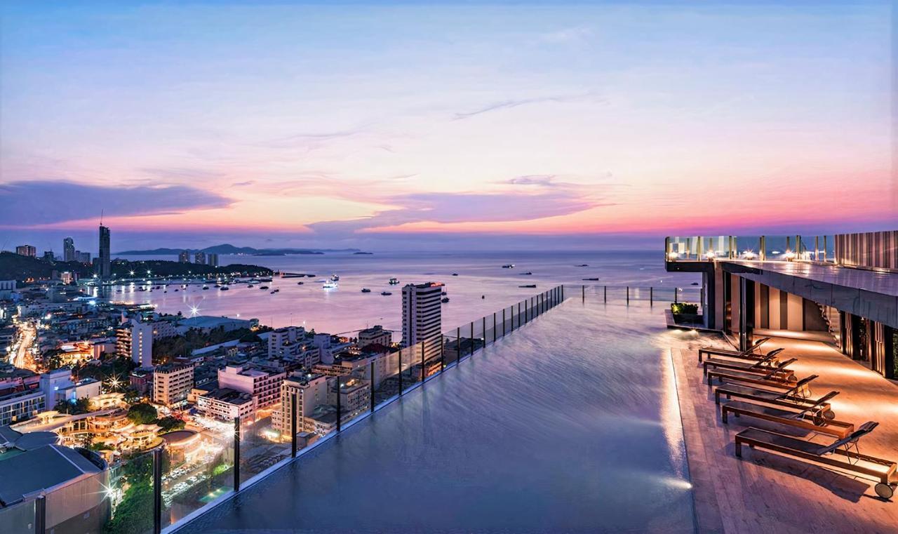 The Base Central Pattaya Exterior foto