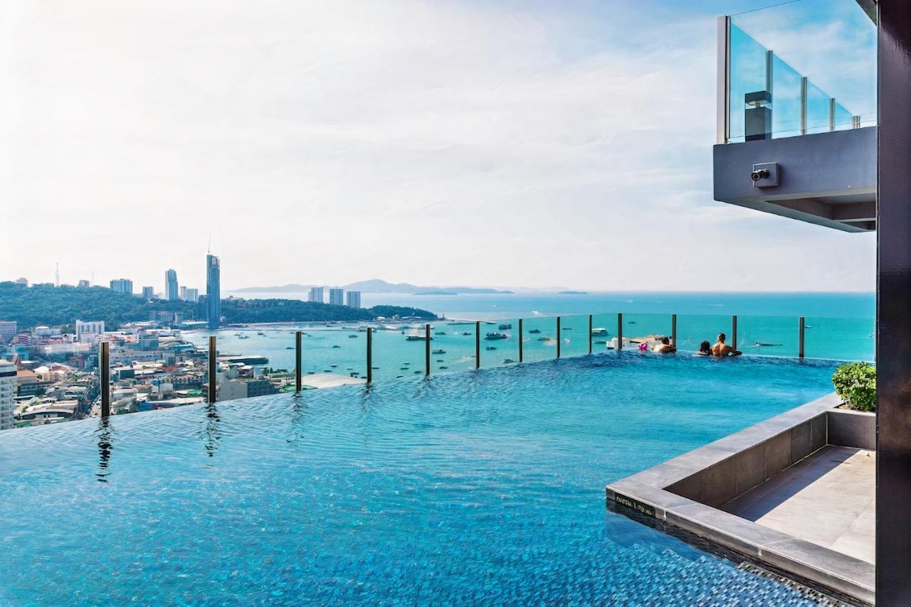 The Base Central Pattaya Exterior foto