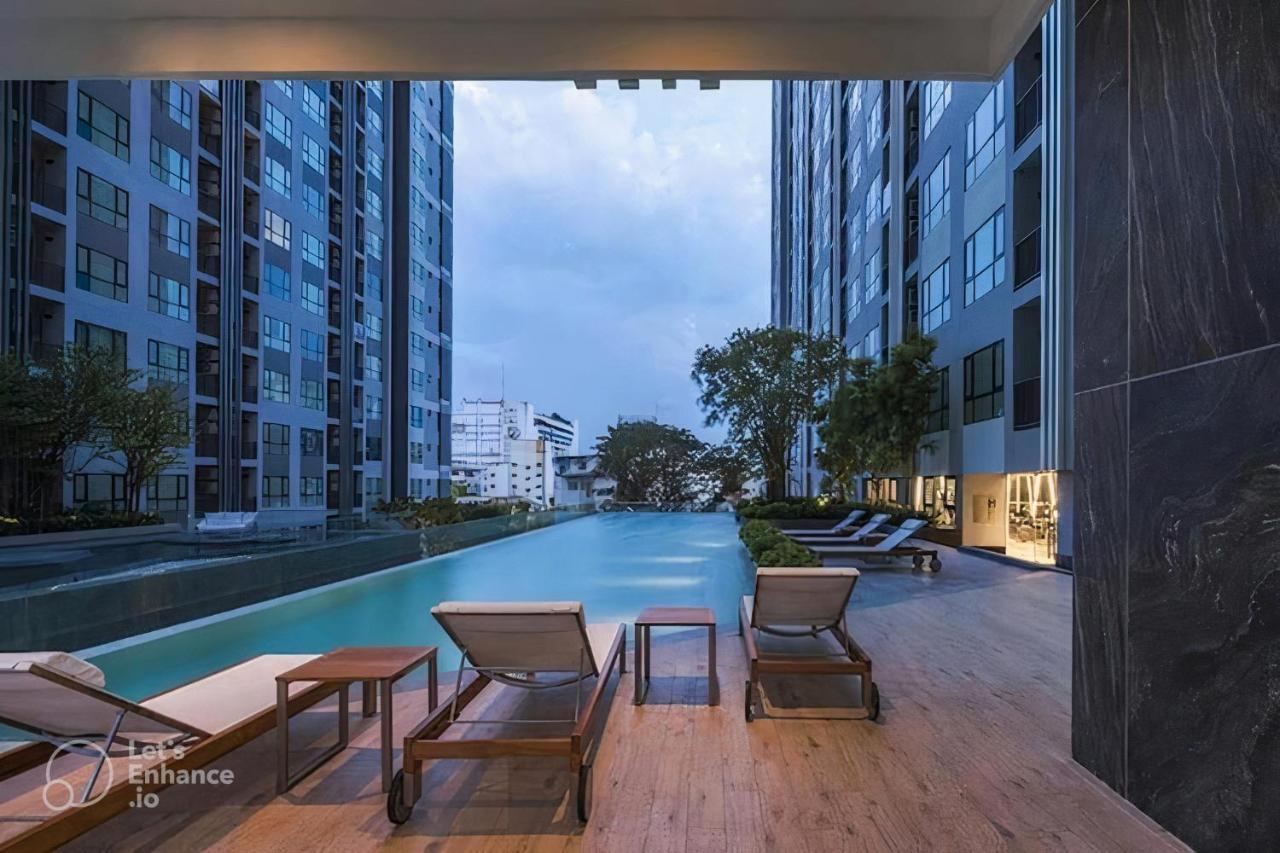 The Base Central Pattaya Exterior foto